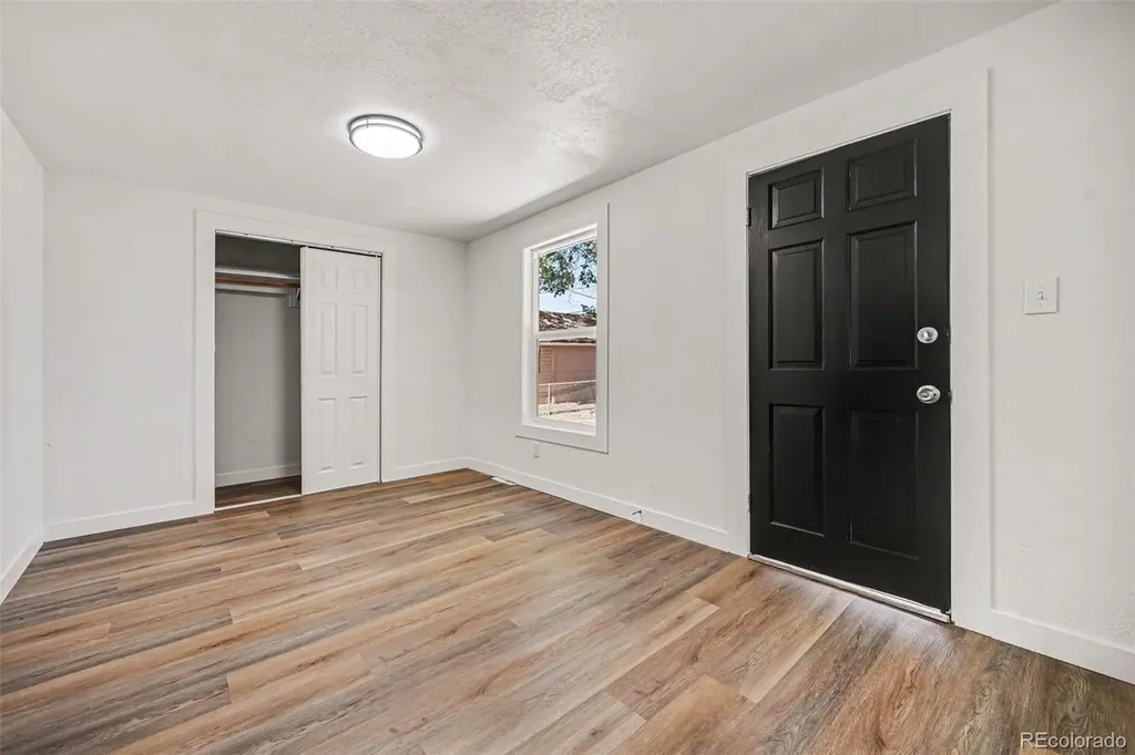 1926 Hanover Street Aurora CO 80010