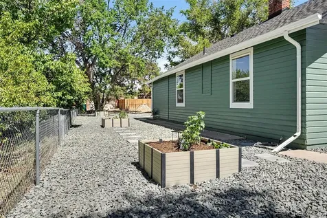 1926 Hanover Street Aurora CO 80010