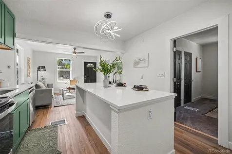 1926 Hanover Street Aurora CO 80010