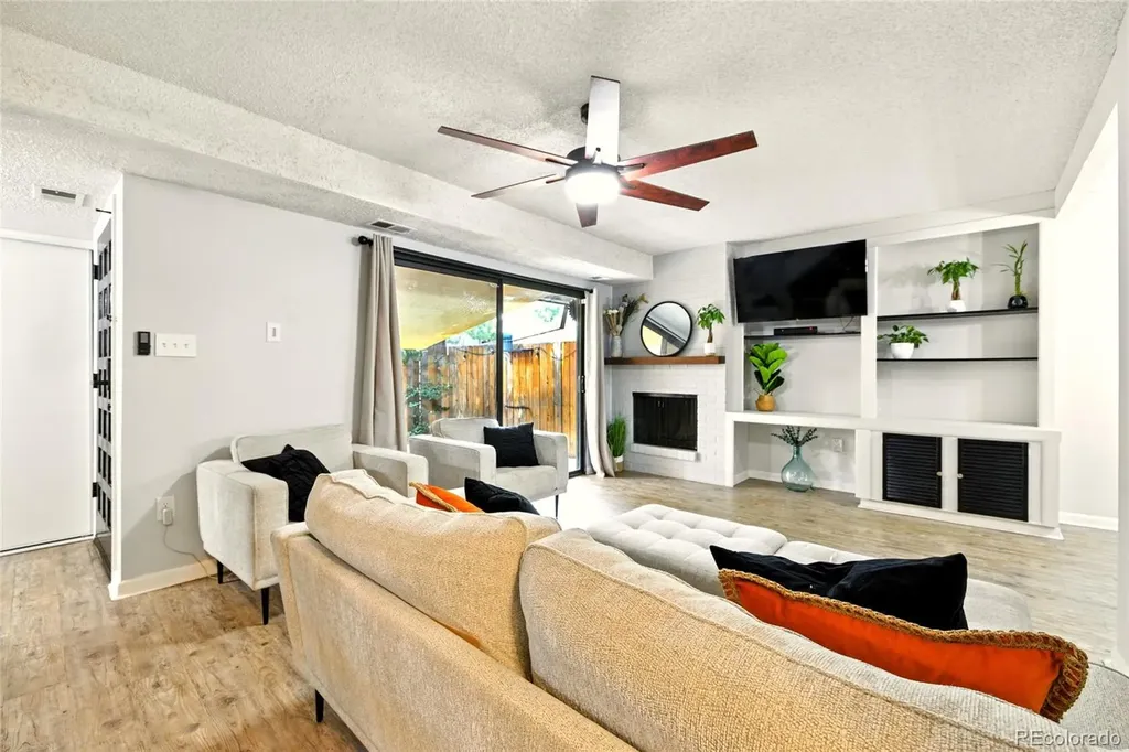 7995 E Mississippi Avenue Denver CO 80247
