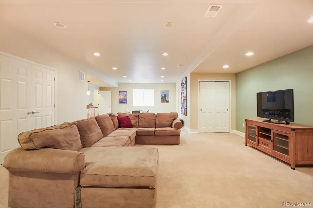 4661 Wilson Drive Broomfield CO 80023