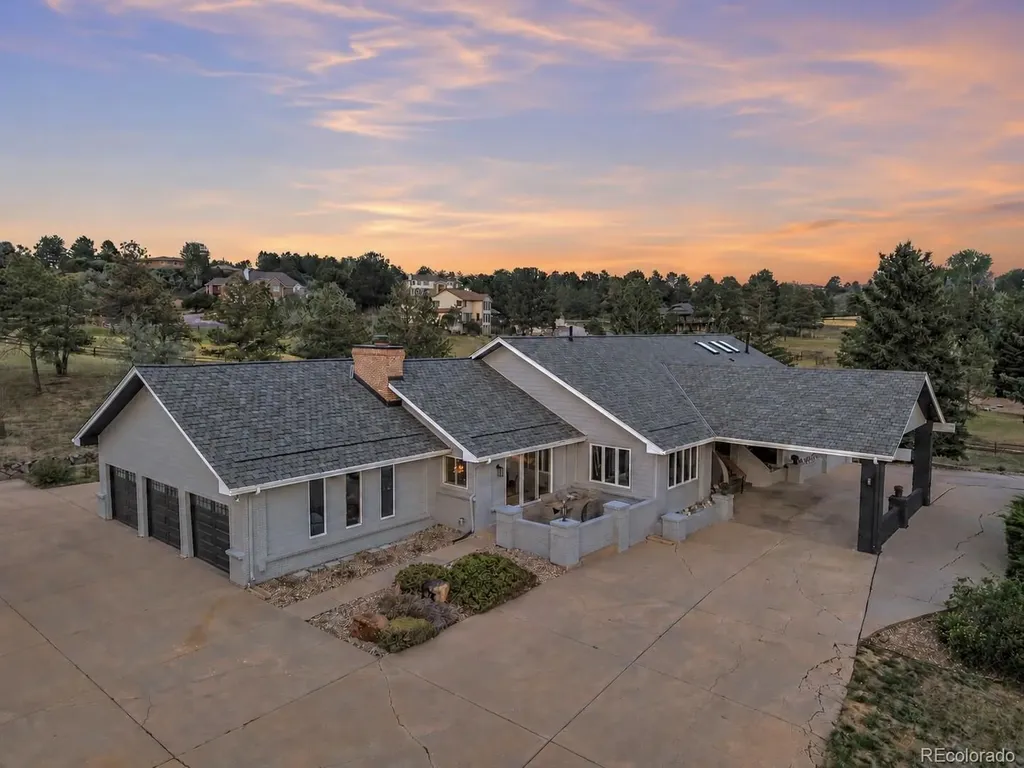 7630 S Dunkirk Street Centennial CO 80016