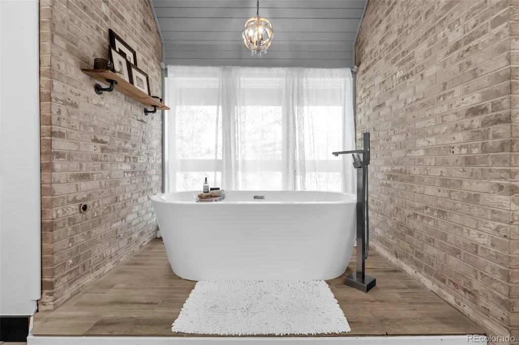 7630 S Dunkirk Street Centennial CO 80016