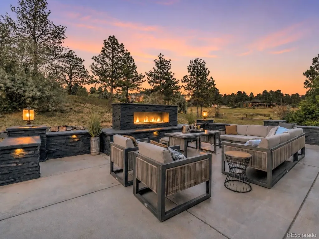7630 S Dunkirk Street Centennial CO 80016