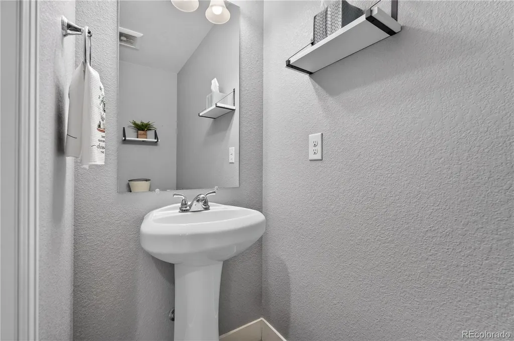 10718 Wheeling Drive Commerce City CO 80022