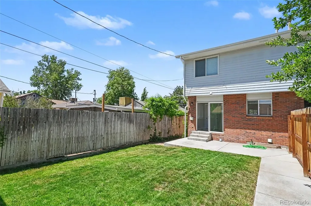 3848 S Inca Street Englewood CO 80110