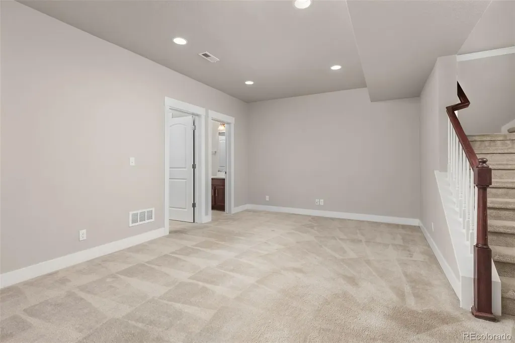 10080 E 59th Drive Denver CO 80238