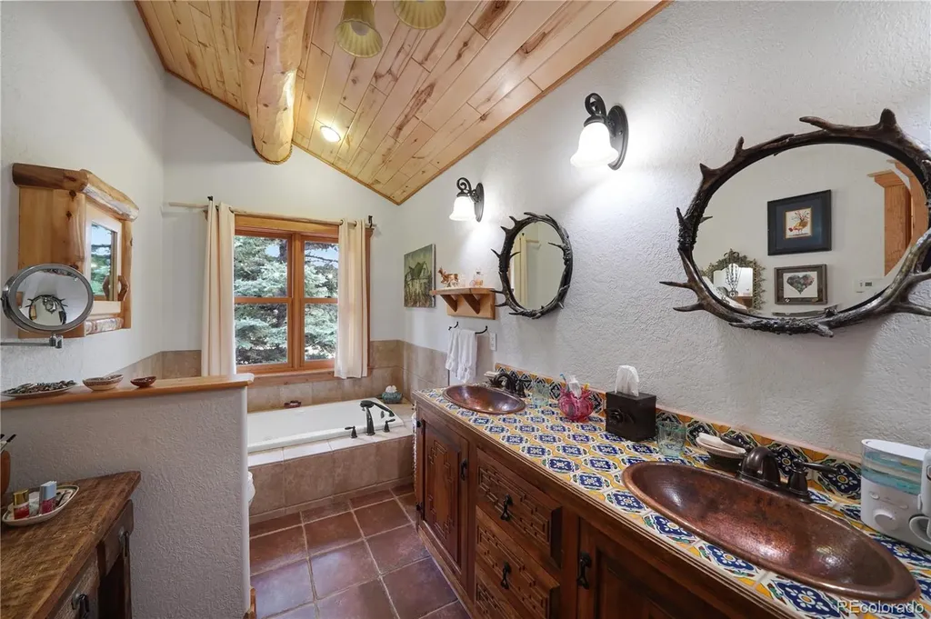 637 River Run Drive Antonito CO 81120