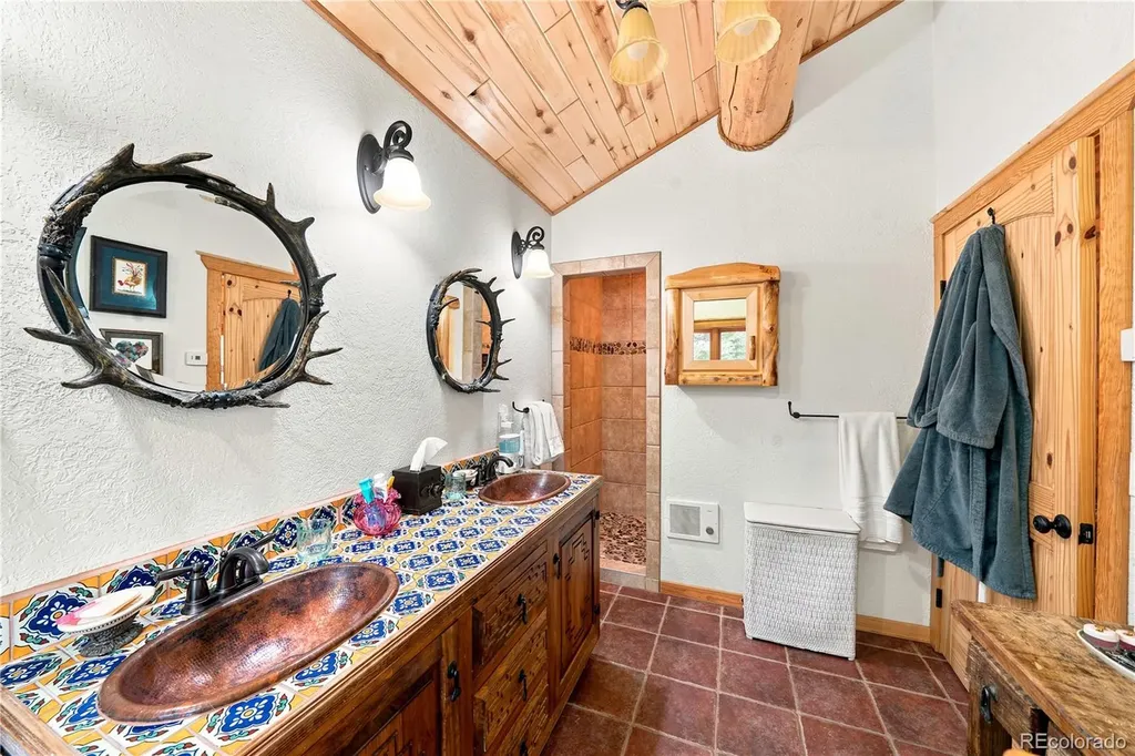 637 River Run Drive Antonito CO 81120