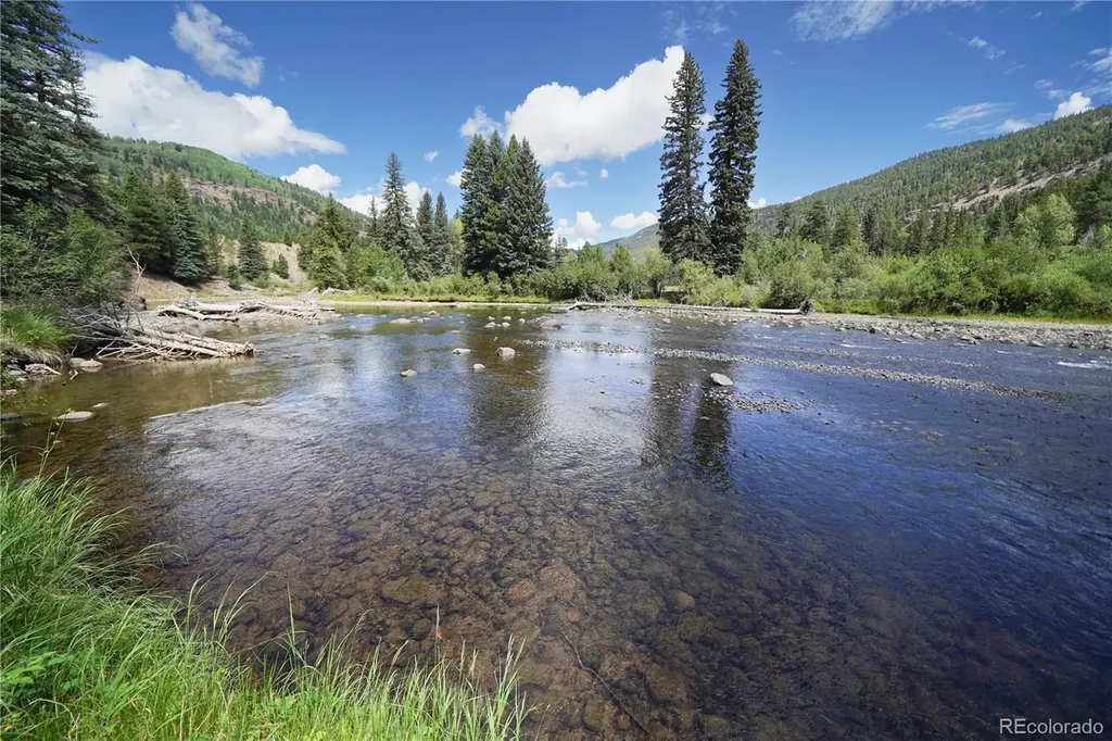 637 River Run Drive Antonito CO 81120