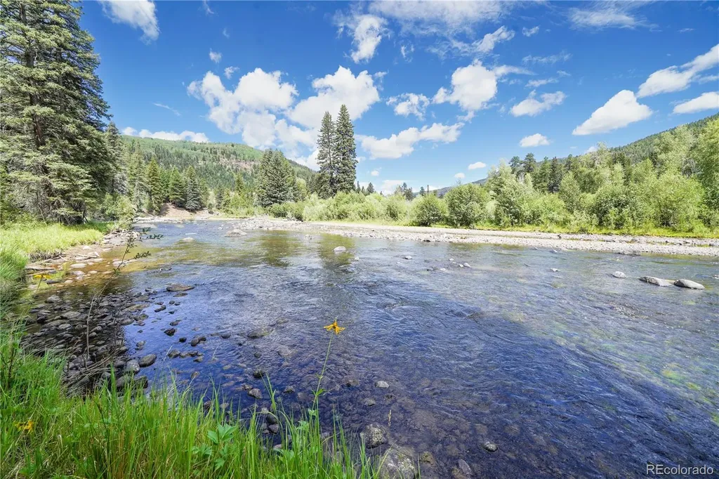 637 River Run Drive Antonito CO 81120
