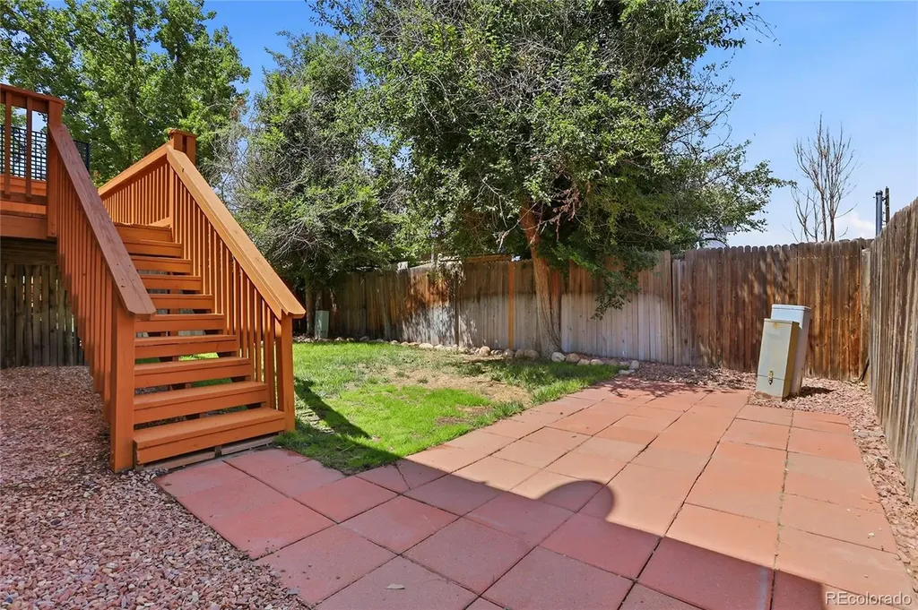 4751 S Clay Court Englewood CO 80110