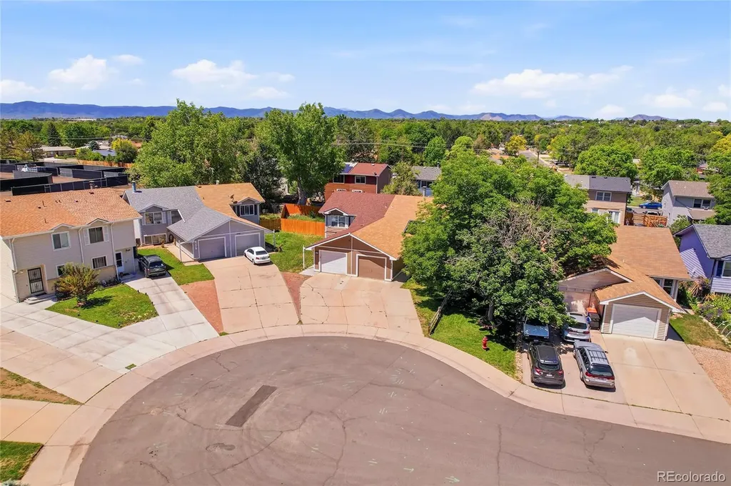 4751 S Clay Court Englewood CO 80110
