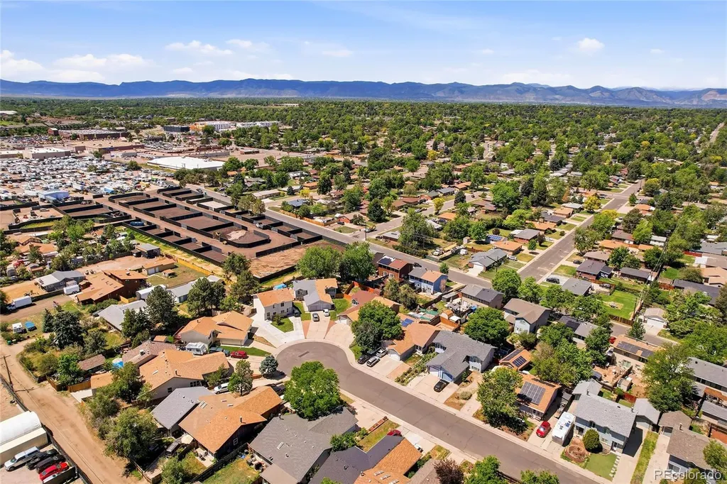 4751 S Clay Court Englewood CO 80110