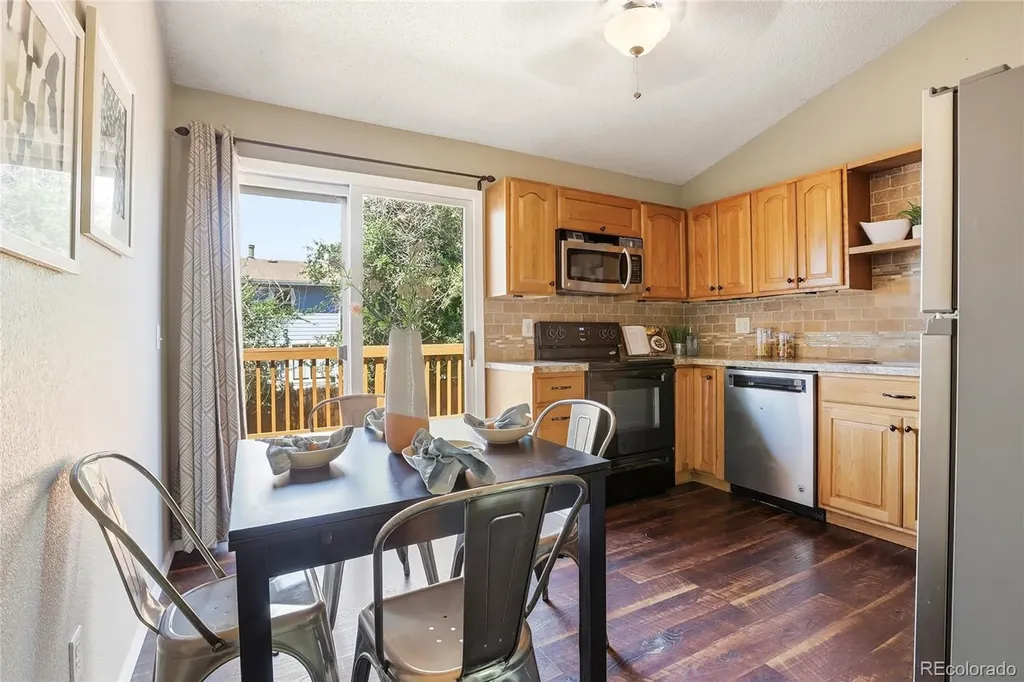 4751 S Clay Court Englewood CO 80110