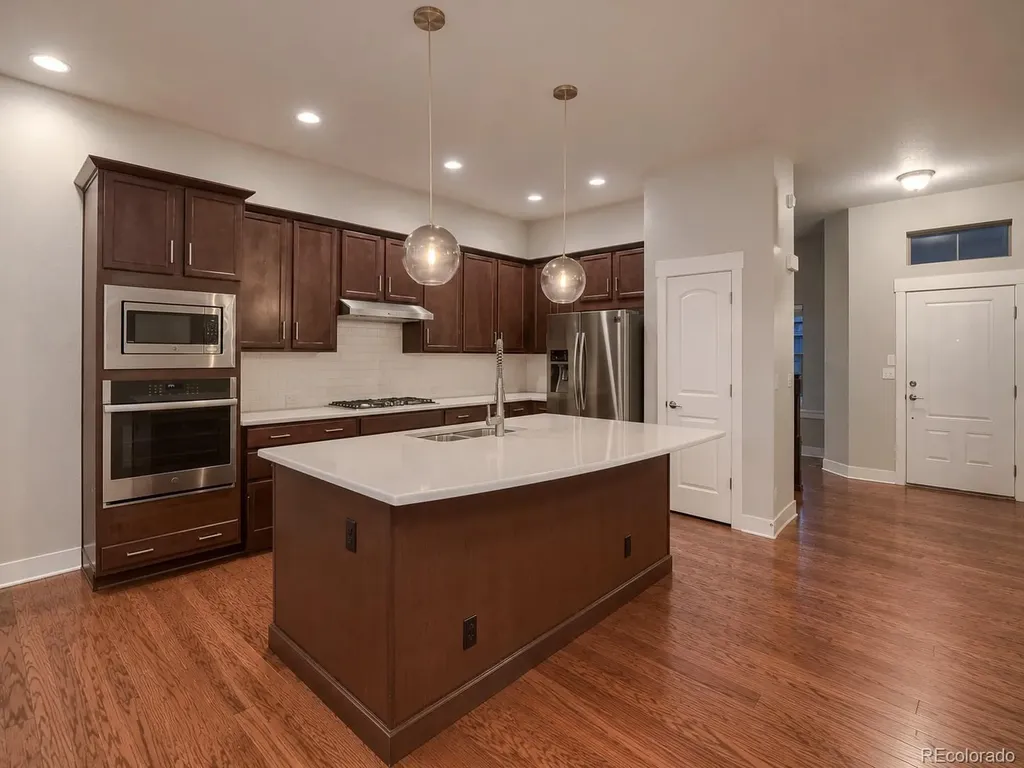 10080 E 59th Drive Denver CO 80238