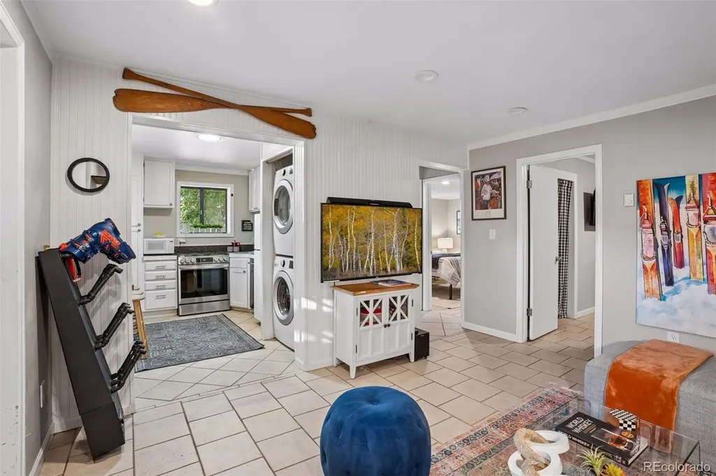 5064 Black Gore Drive Vail CO 81657