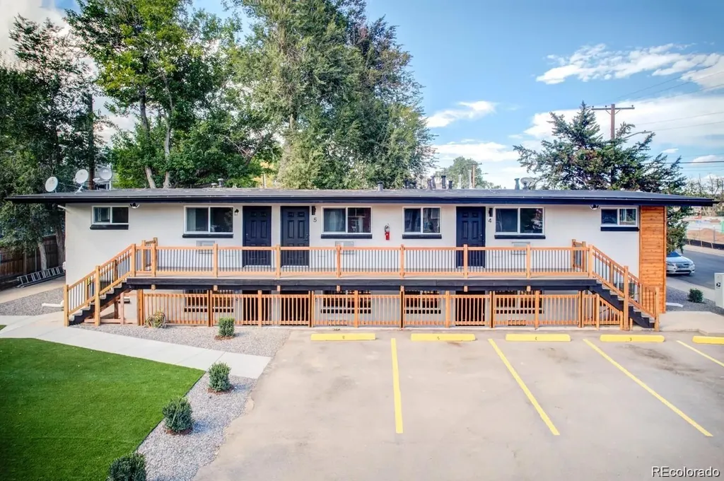 5551 S Delaware Street Littleton CO 80120