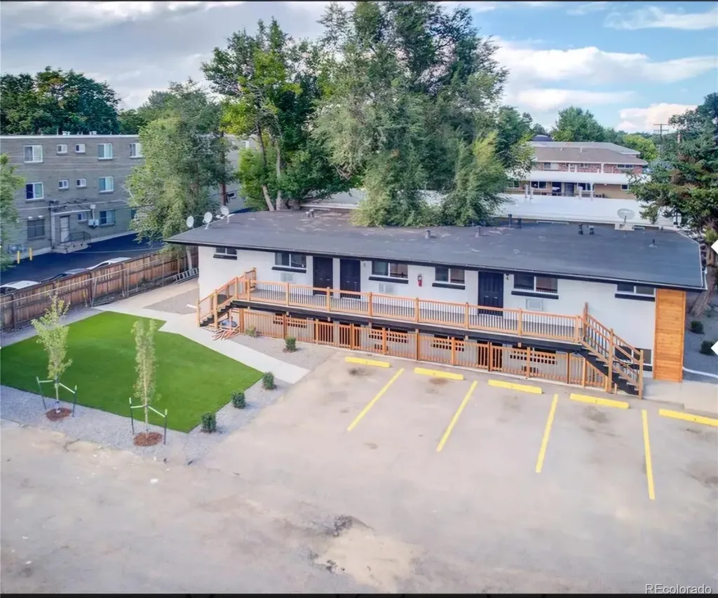 5551 S Delaware Street Littleton CO 80120
