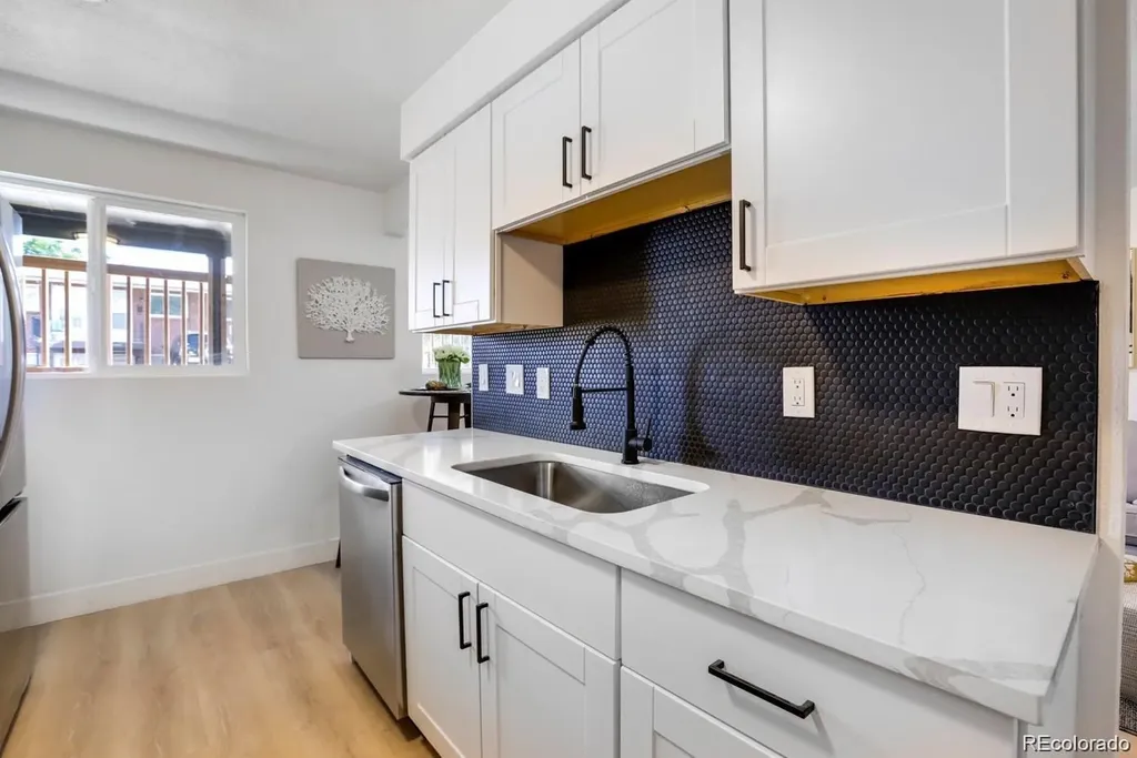 5551 S Delaware Street Littleton CO 80120