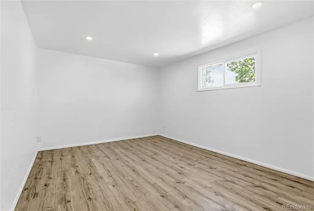 2605 W Gunnison Drive Denver CO 80219