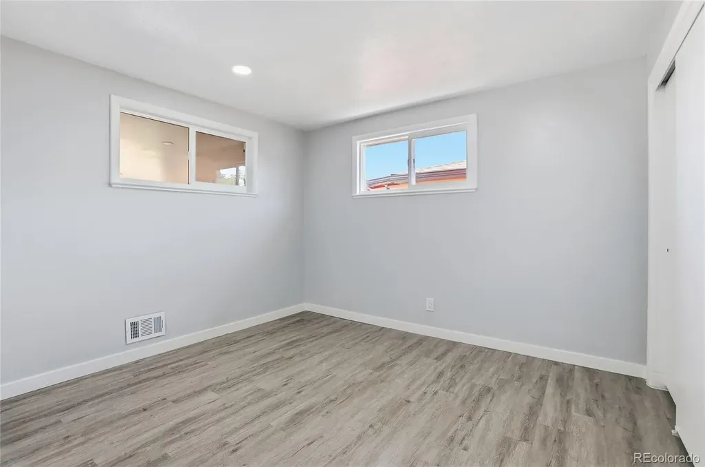 2605 W Gunnison Drive Denver CO 80219