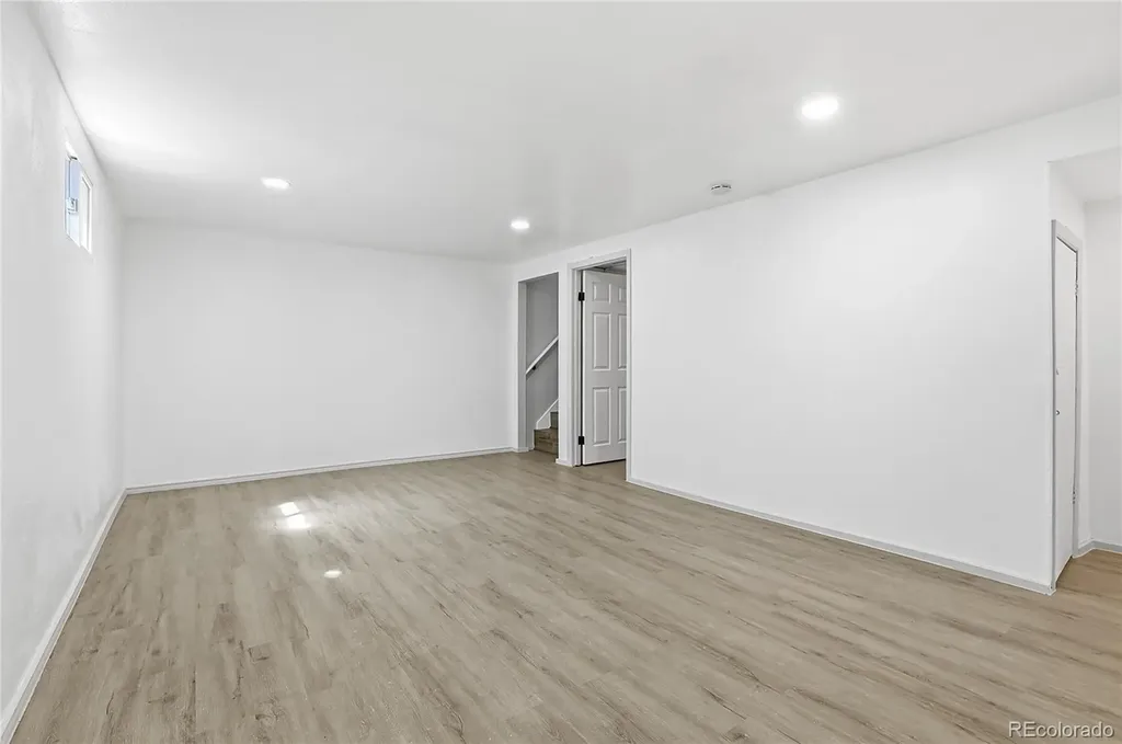 2605 W Gunnison Drive Denver CO 80219
