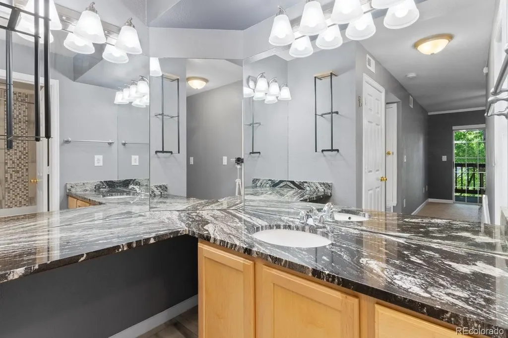 9130 E Arbor Circle Englewood CO 80111