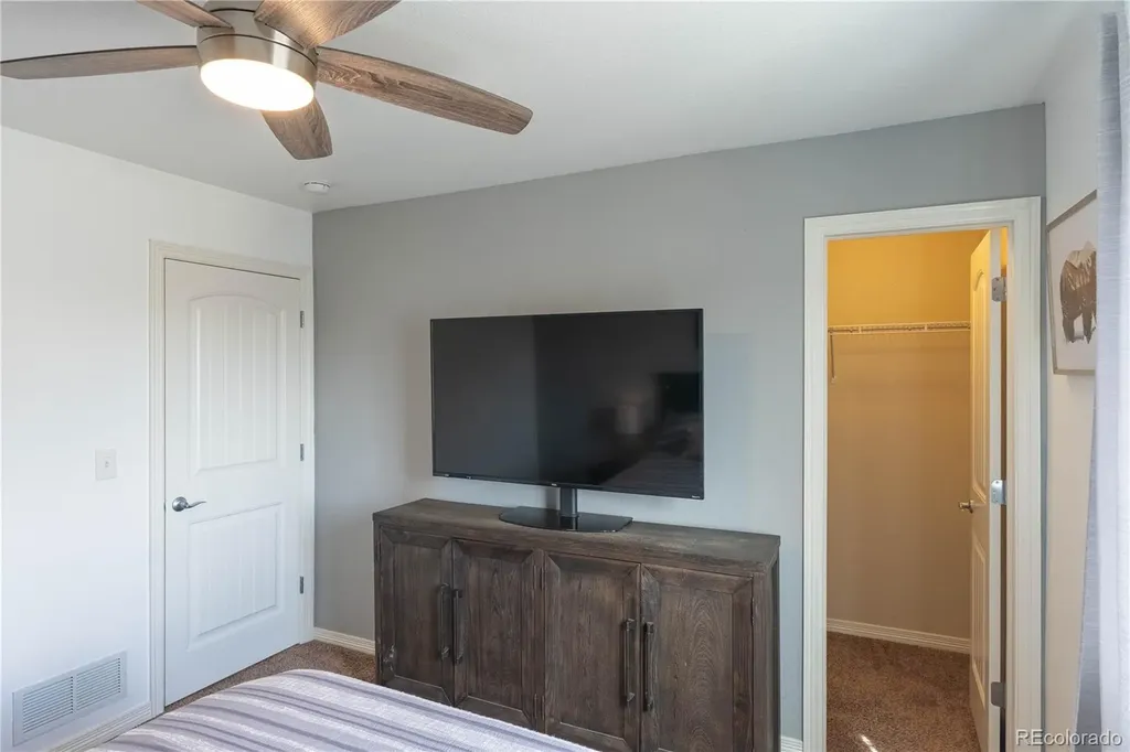 9020 Sandpiper Drive Longmont CO 80504