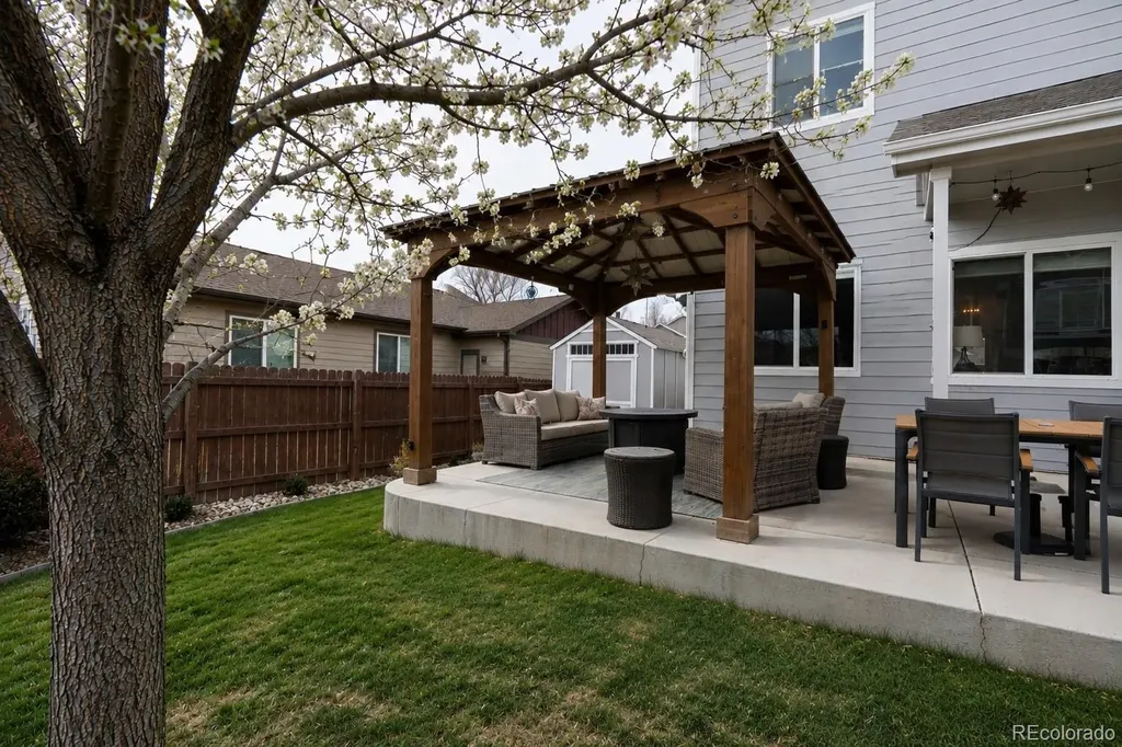 9020 Sandpiper Drive Longmont CO 80504