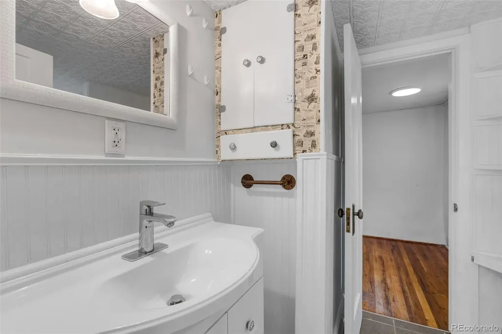548 E Third Street Salida CO 81201
