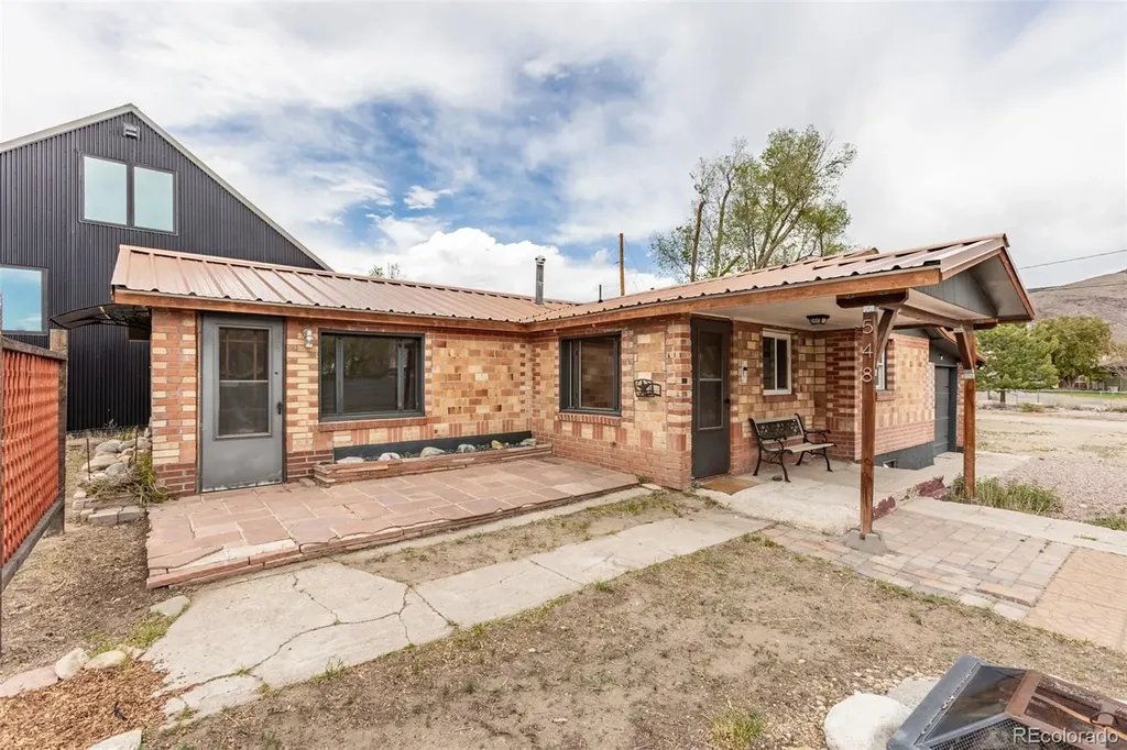 548 E Third Street Salida CO 81201