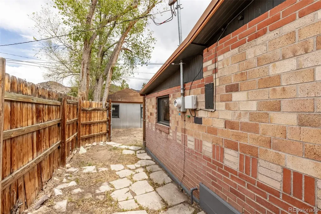 548 E Third Street Salida CO 81201
