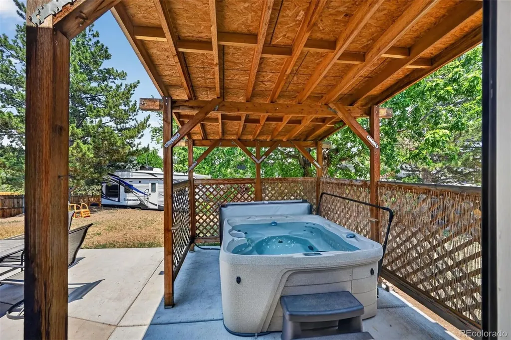 4052 S Argonne Way Aurora CO 80013