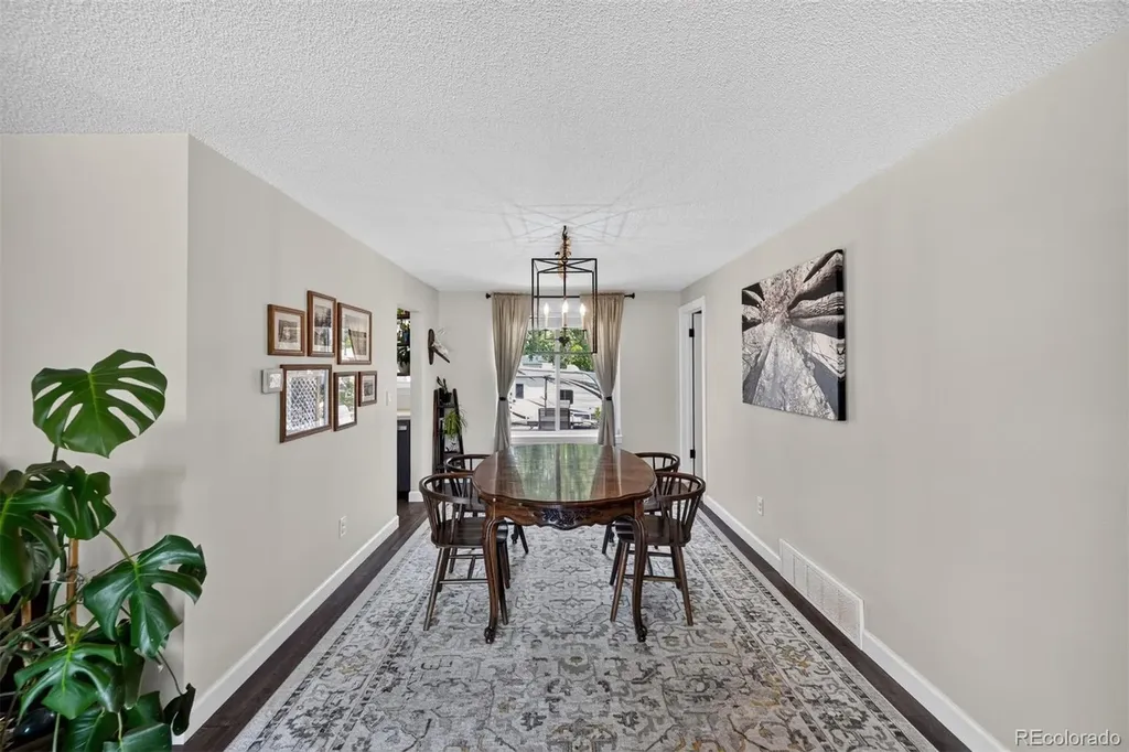 4052 S Argonne Way Aurora CO 80013