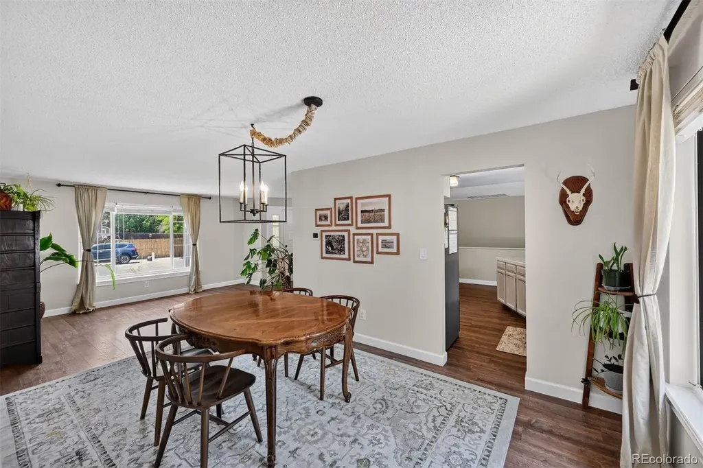 4052 S Argonne Way Aurora CO 80013