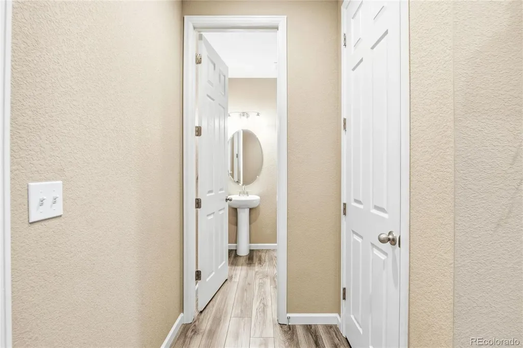 4628 S Nepal Way Aurora CO 80015