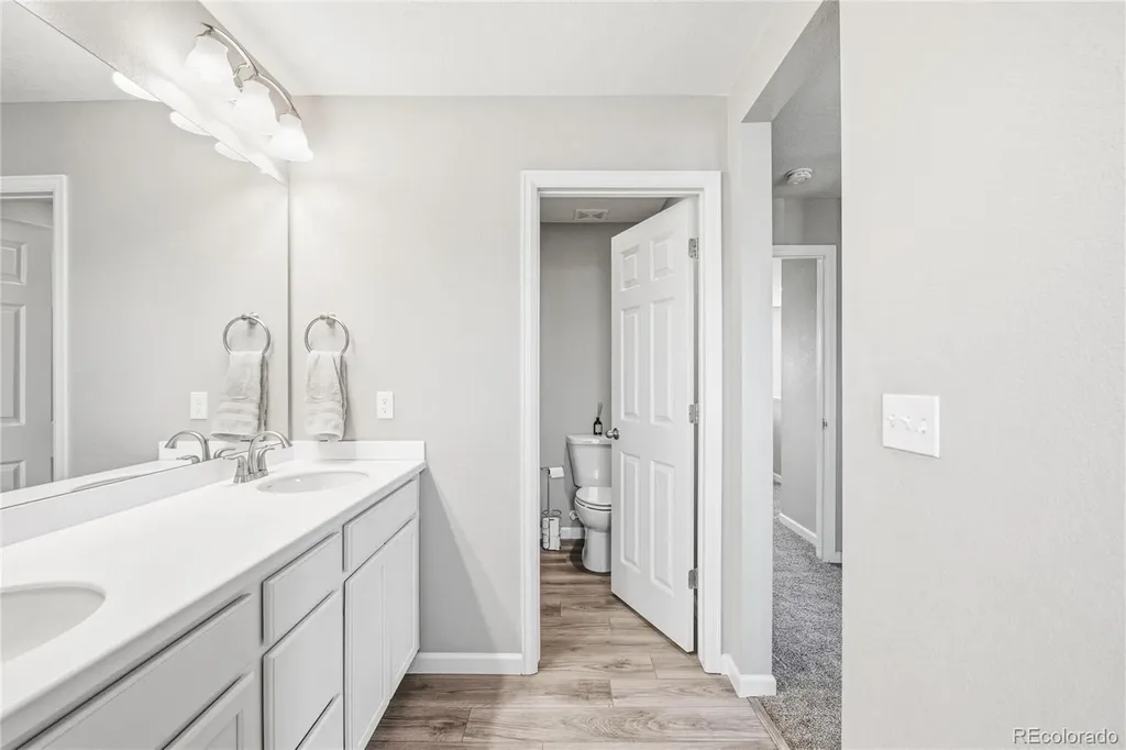 4628 S Nepal Way Aurora CO 80015