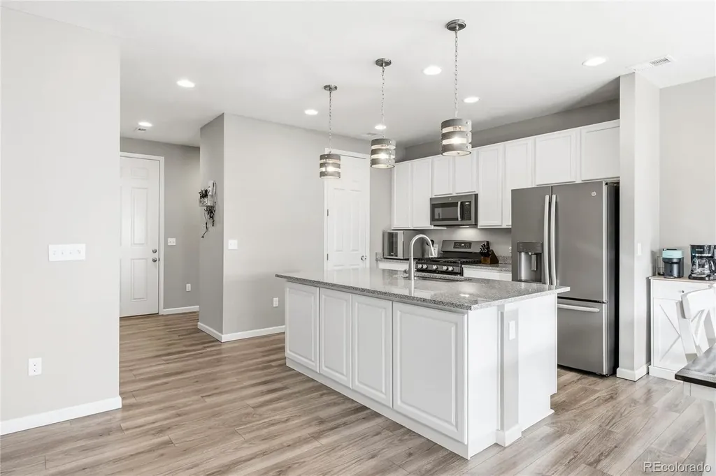 4628 S Nepal Way Aurora CO 80015