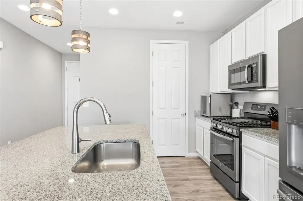 4628 S Nepal Way Aurora CO 80015