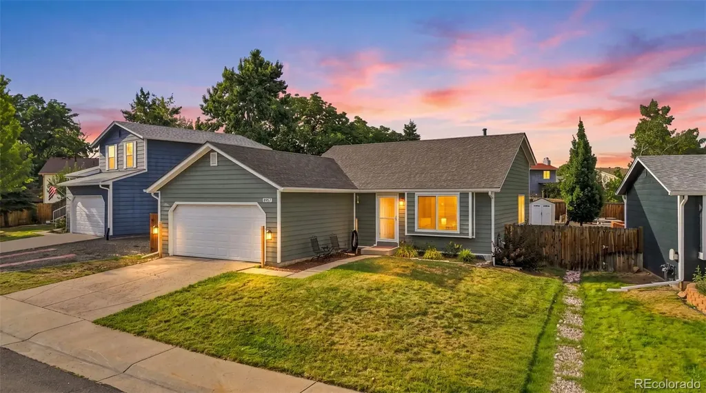 8957 W Toller Avenue Littleton CO 80128