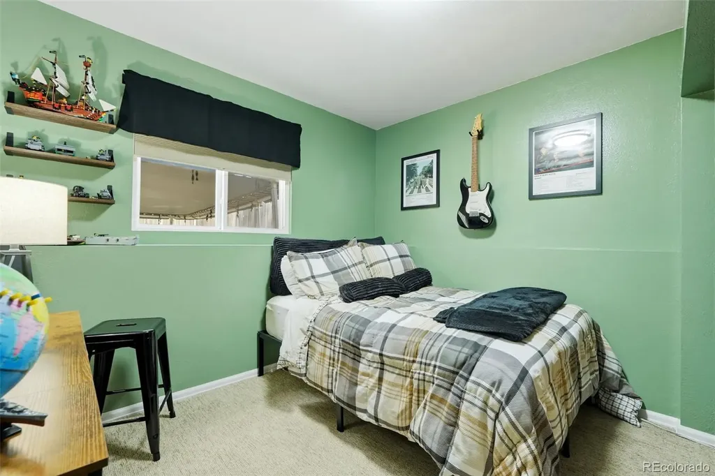 8957 W Toller Avenue Littleton CO 80128
