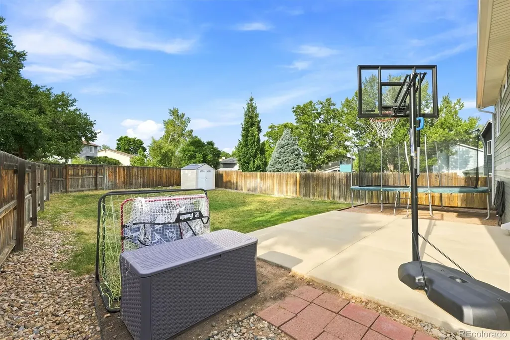 8957 W Toller Avenue Littleton CO 80128
