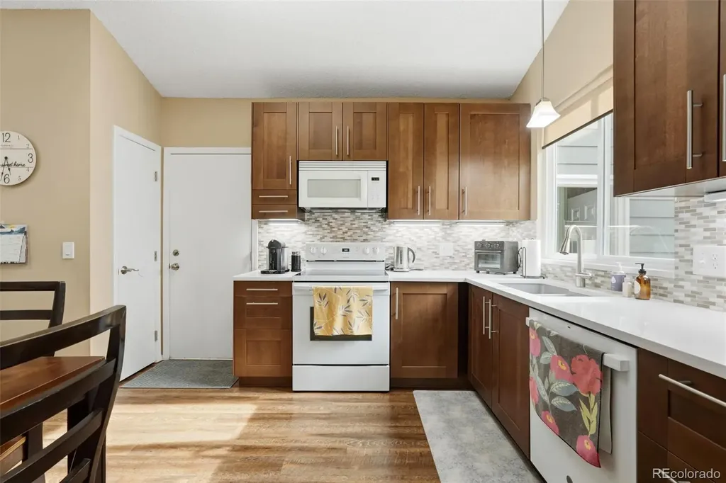 8957 W Toller Avenue Littleton CO 80128