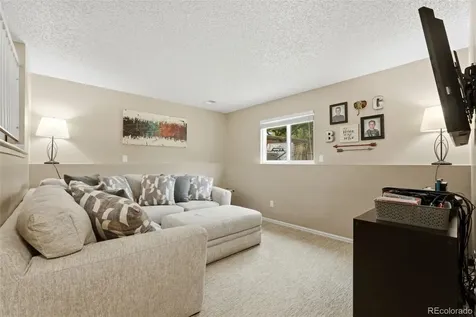 8957 W Toller Avenue Littleton CO 80128