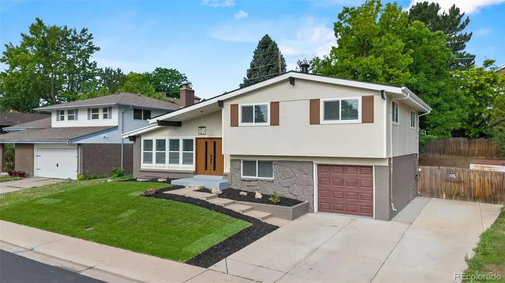 3021 S Valentia Street Denver CO 80231