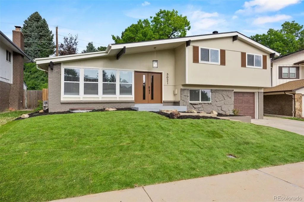 3021 S Valentia Street Denver CO 80231