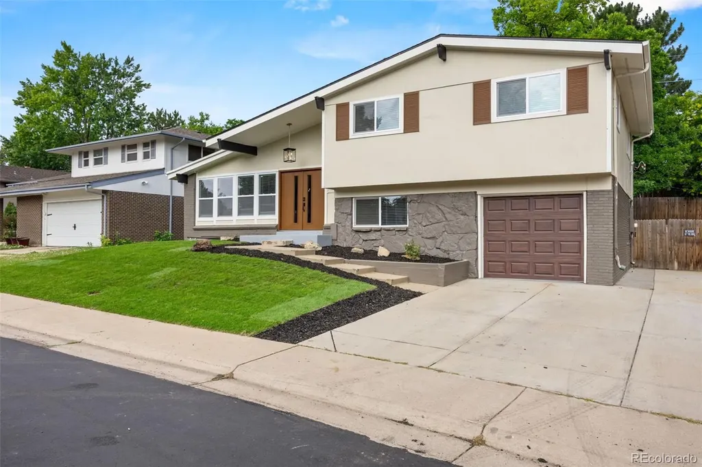 3021 S Valentia Street Denver CO 80231