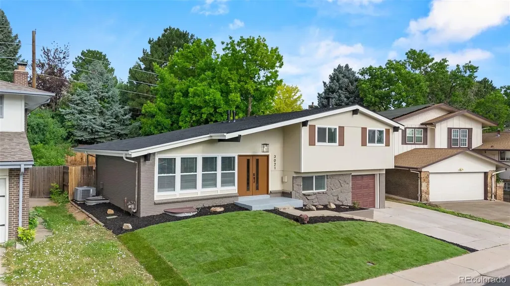 3021 S Valentia Street Denver CO 80231