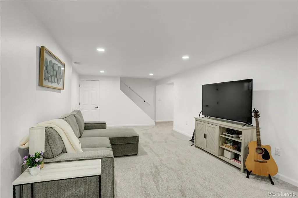 1894 S Reed Street Lakewood CO 80232